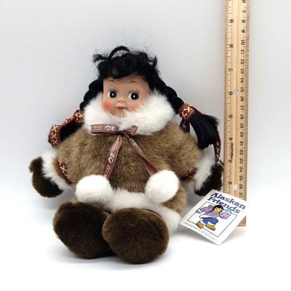Alaskan Friends Princess Crusie Lines Native Style Doll Souvenier Hand Crafted - Picture 2 of 10